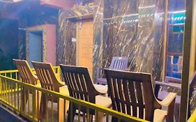 Santosh Home Stay